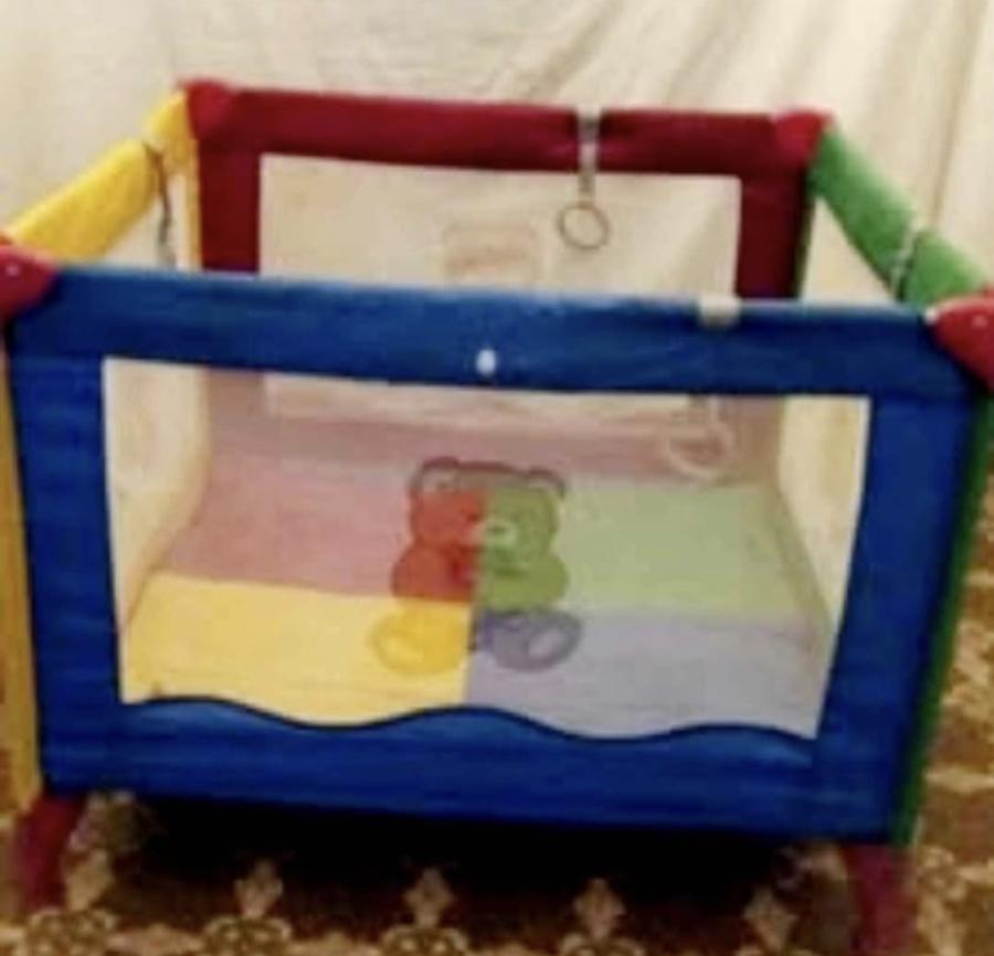 Catre de bebe practicuna 