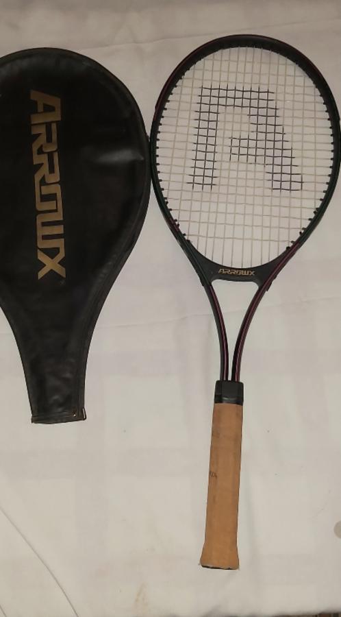 Paleta Tenis Arrow con funda