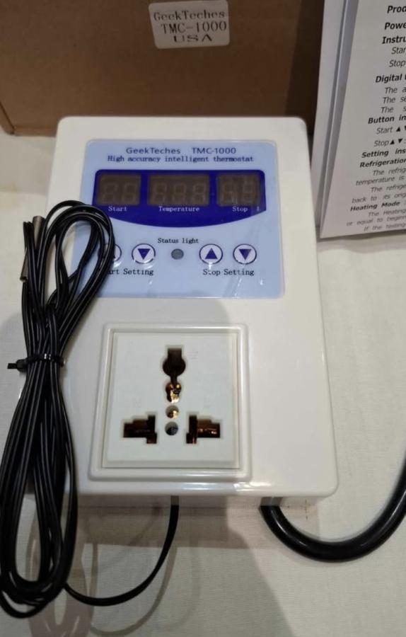 Controlador digital de temperatura termostato.