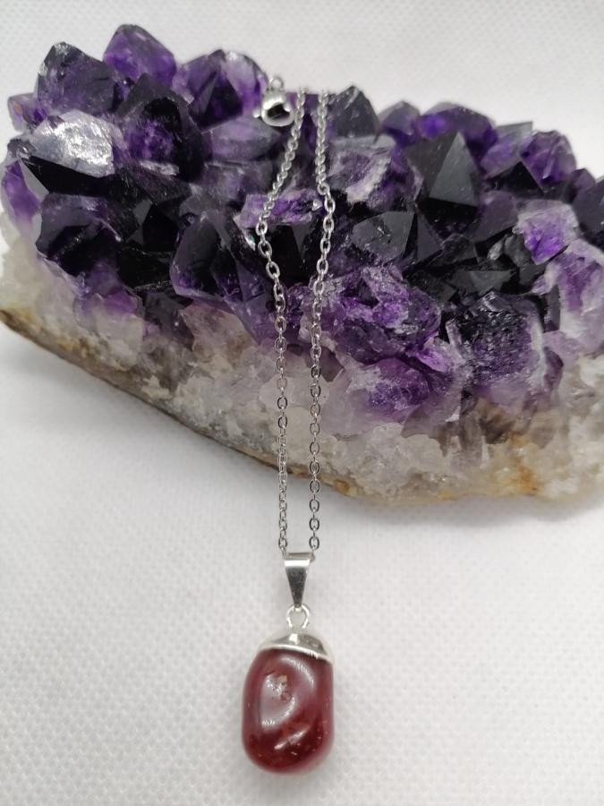 Dije con Electro Cornalina con Cadena Fina Acero